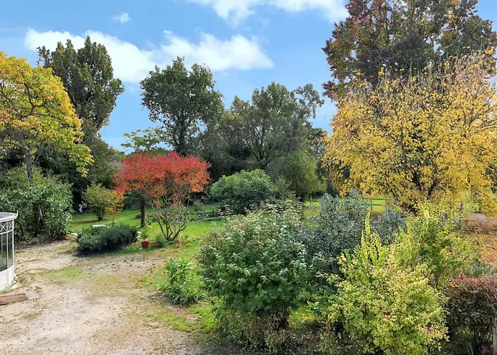 Confortable Au Coeur Du Pian-medoc Avec Jardin Apartment
